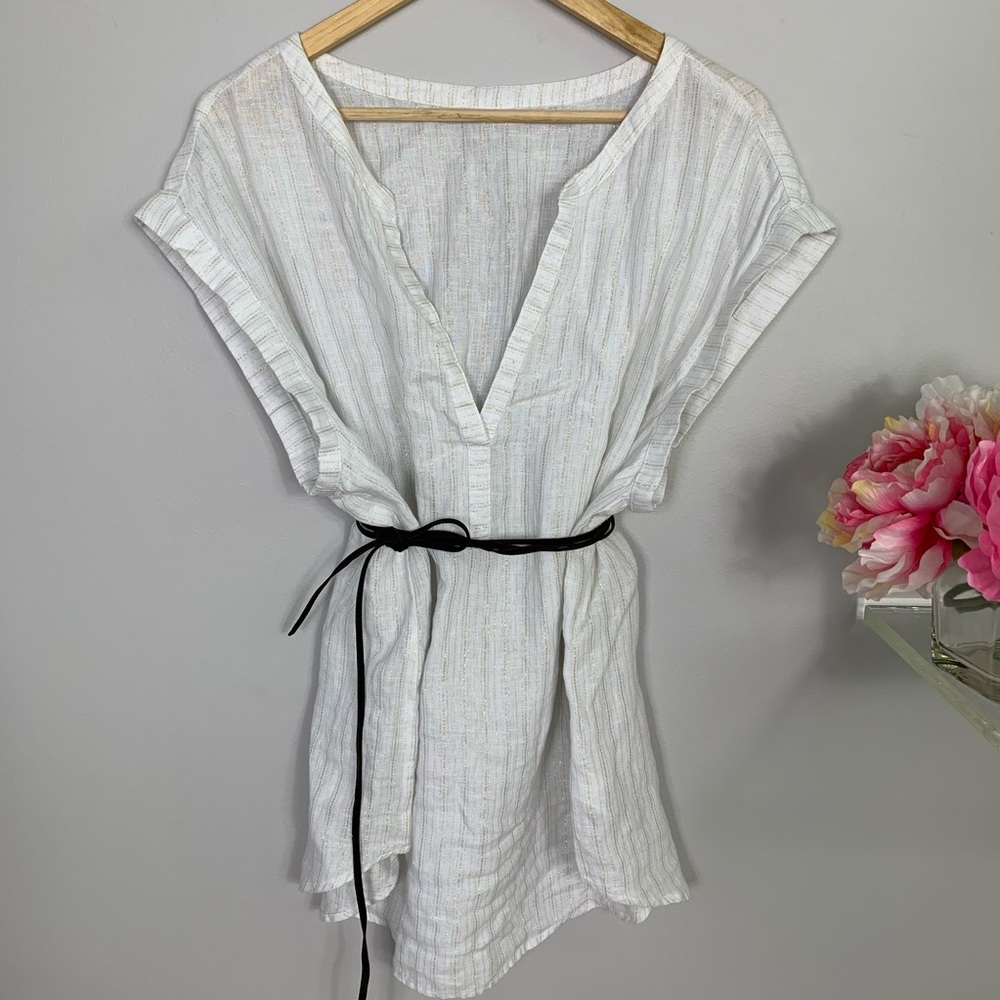 Linen Popover Top With Gold Threading
